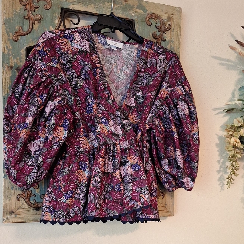 Kika Vargas Multicolor Floral Puff Sleeve Blouse. NWOT Size Medium